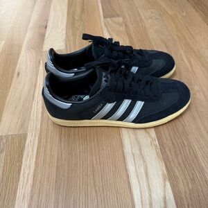 Adidas Sambas Women's Black/Silver 7.5